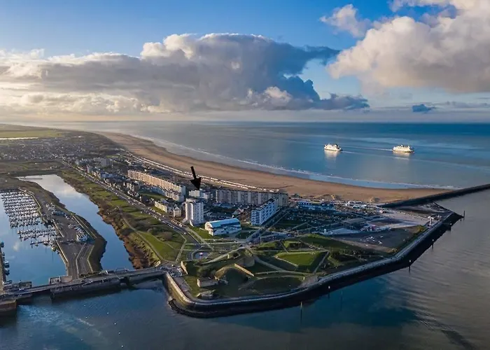 Horizon Bleu, Vue * Calais